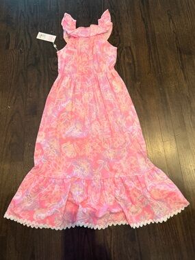 Lilly Pulitzer Pink and White Patterned Fabric Tagged